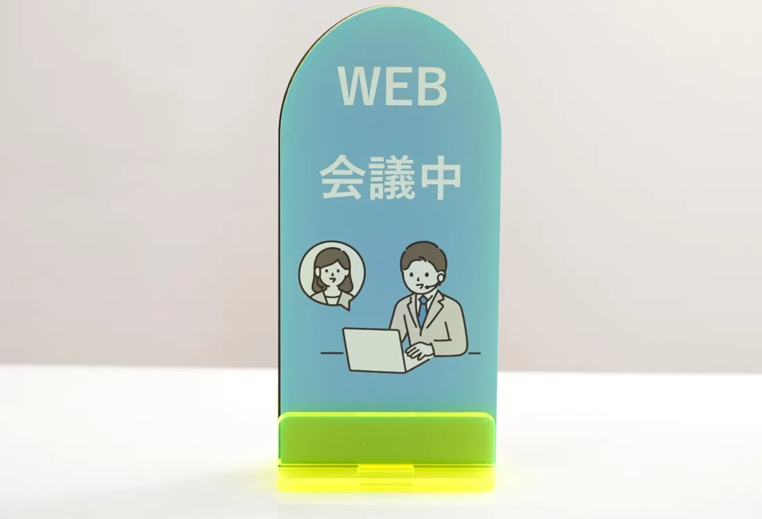 会話OK用アクリルスタンドのデザインサンプル