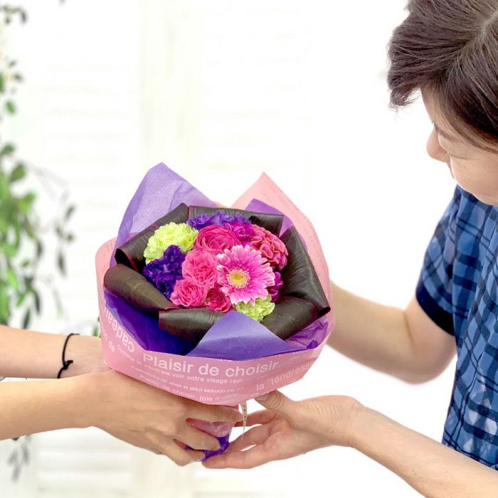 『そのまま飾れる花束』 生花