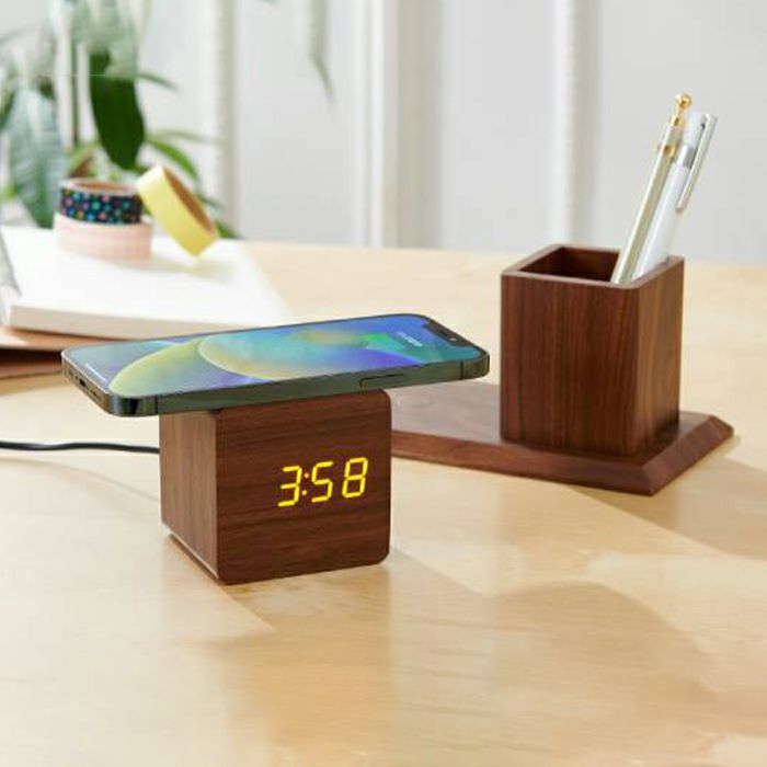 ペンホルダー付ワイヤレス充電クロック