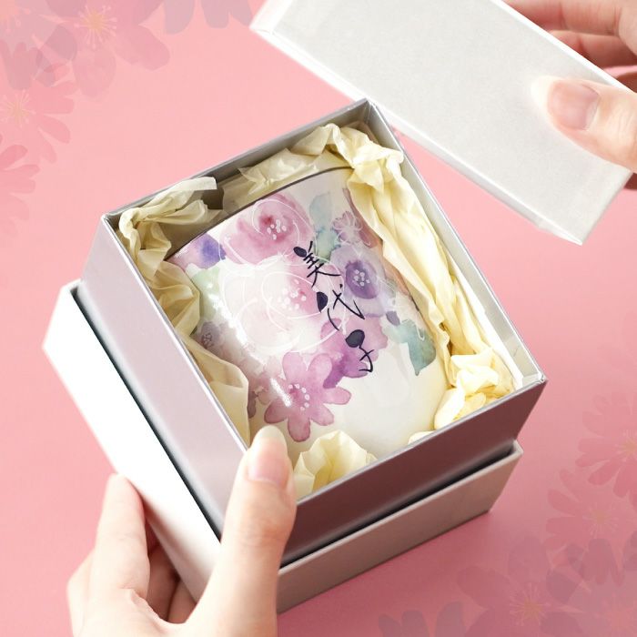 美濃焼花柄湯呑み