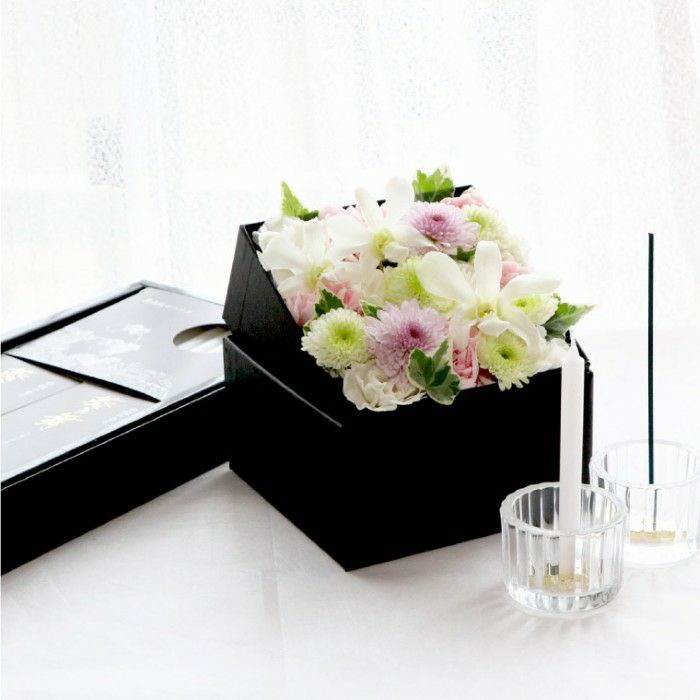 お供えボックスフラワーとお線香のギフトセット